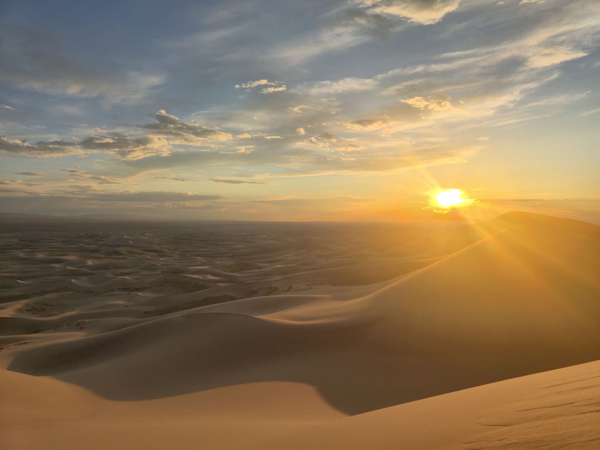 Sunset over Khongoryn Els